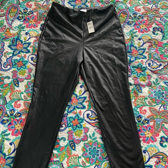 EXPRESS leather leggings, never worn! - Picture 1 of 4